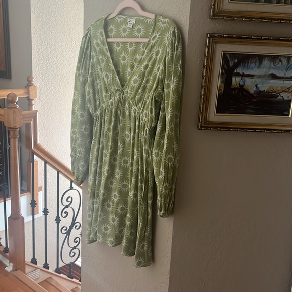 Billabong - Picture 5 of 6